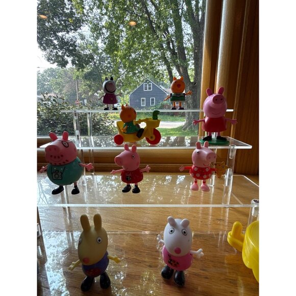 Peppa Pig & Friends Toy Set 12-Piece Figure Collection With Playground Accessori - Picture 3 of 5